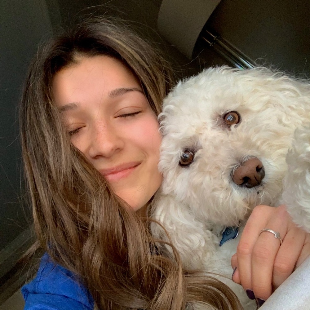 Meet your Posher, Kayla